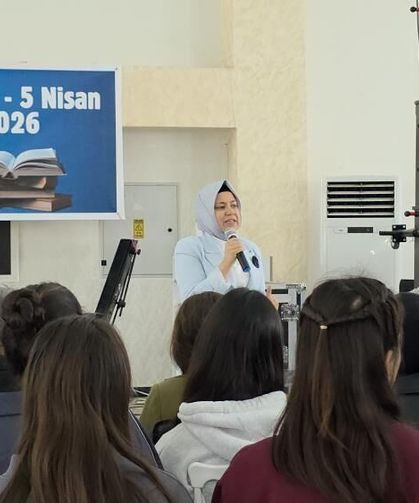 Hassalı yazarın söyleşisi hemşerilerinden yoğun ilgi gördü