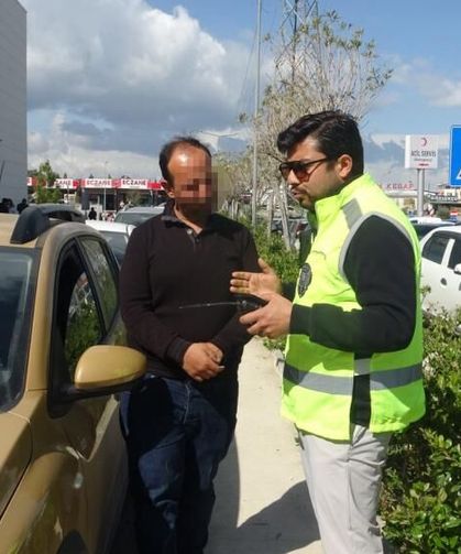 Çektiğimiz eziyeti bir görseler, inanıyorum ki oturup ağlarlar