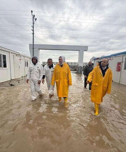 Antakya Belediyesi, sel afetinin vurduğu noktalarda incelemelerde bulundu