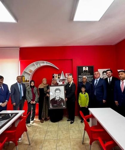 Şehit polisin ismi kütüphanede yaşatılacak