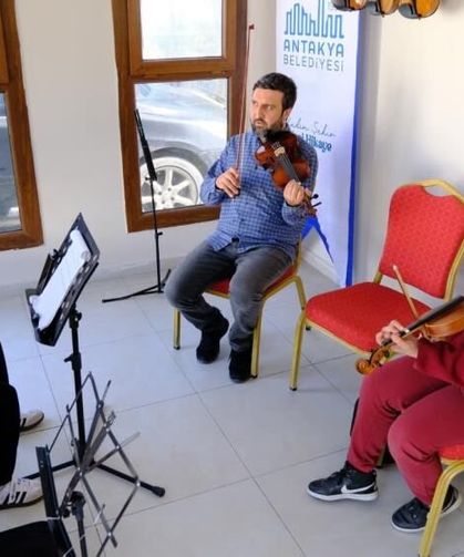 Ücretsiz keman kursu