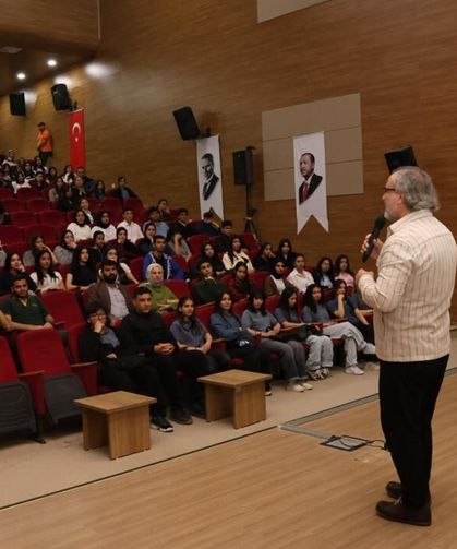 Hatay Büyükşehir'den öğrencilere sınav motivasyonu desteği