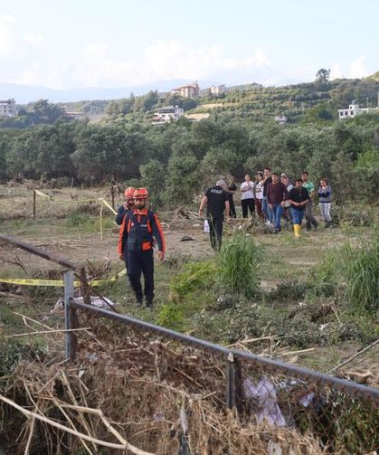 Aracıyla nehre düşen gencin cansız bedenine ulaşıldı