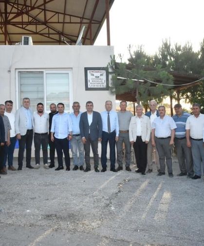 Başkan Yapar, mahalle muhtarlarıyla bir araya geldi