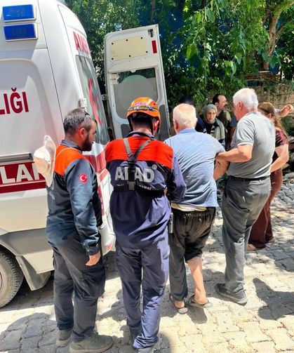 Kayıp Parkinson hastası evinden 500 metre uzaklıkta bulundu
