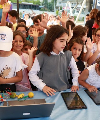 Yayladağı ve Samandağ’da çocuklar bilim ve eğlenceyle buluştu