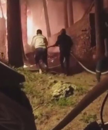 🚒 Yaylada 2 katlı evden yükselen alevler ormana sıçramadan söndürüldü
