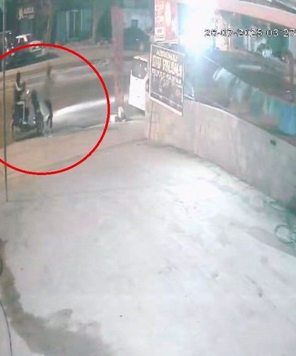 Motosikletle gelerek oto yıkamayı kurşunlayan çete üyelerinin maskesi düştü