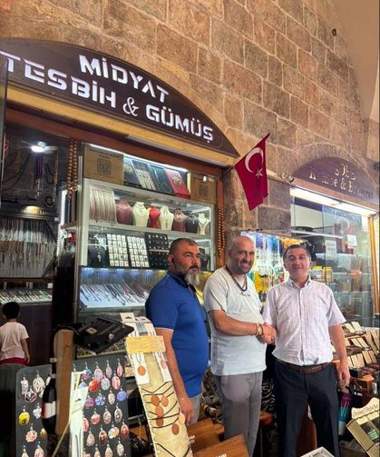 Saadet Partisi Payas İlçe Başkanı Ramazan Öksüz, Aşure İkramına Katıldı