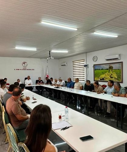 Hatay'da salça üreticileriyle sektörel değerlendirme toplantısı gerçekleştirildi
