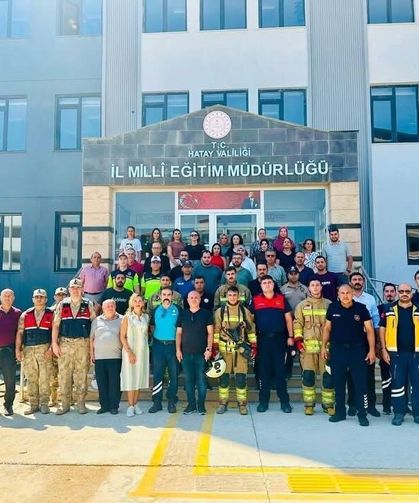 Hatay İl Milli Eğitim Müdürlüğü’nde yangın eğitimi ve tatbikat düzenlendi