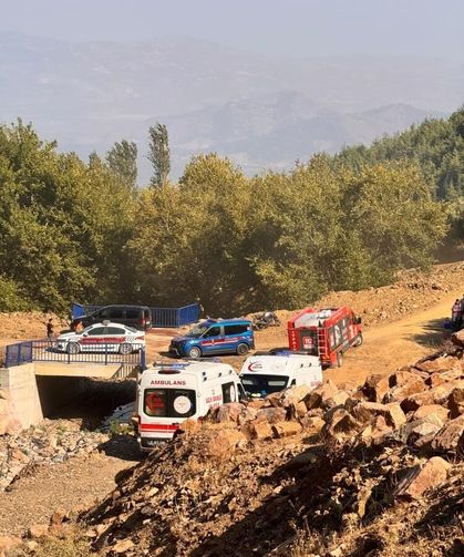 Sepetli motosiklet uçurumdan uçtu: 3 yaralı