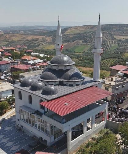 Deprem sonrası Hatay'da inşa edilen 134'üncü cami ibadete açıldı