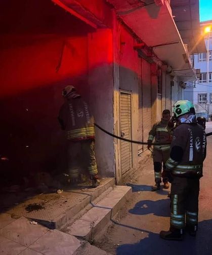 Antakya’da metruk iş yerinde yangın çıktı