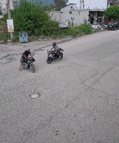 Kazayı atlatan sürücünün ilk sözü "Dayı öyle yola çıkılır mı" oldu