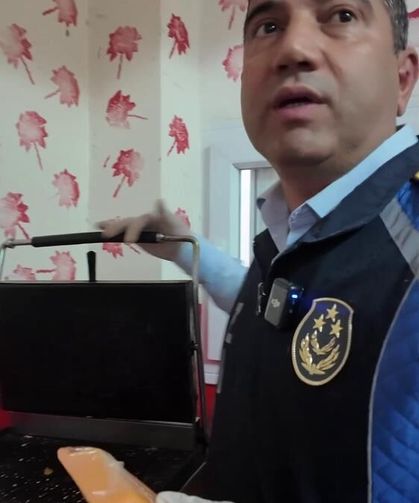 Okul kantinindeki mide bulandıran tost makinesine zabıtadan tepki