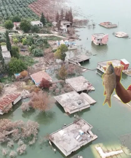 Sular altında kalan köy olta balıkçılarının uğrak noktası oldu