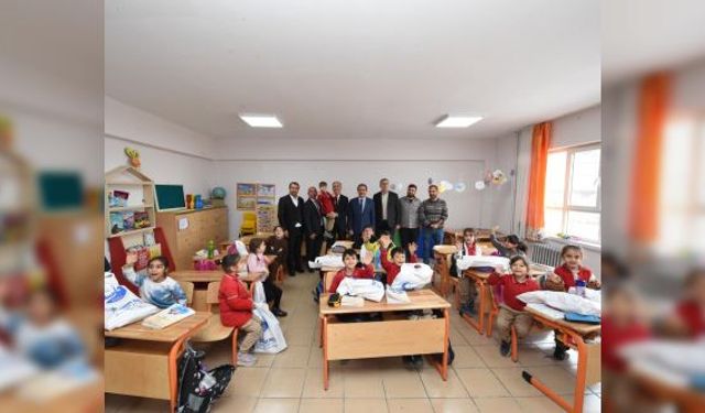 ÇOCUKLARDAN VE GENÇLERDEN BAŞKAN YAPAR’A SEVGİ SELİ