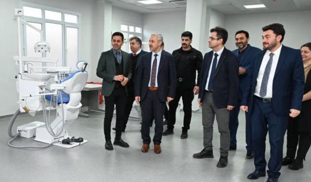 HATAY MKÜ DİŞ HASTANESİNDE 3D YAZICILARLA PROTEZ ÜRETİMİ