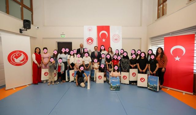 Vali Masatlı, sevgi evlerinde yaşayan çocukların bayram sevincine ortak oldu