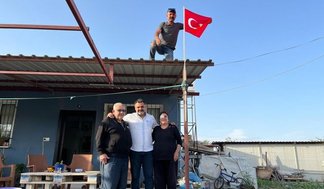 Şehit babasının bayrak değişimi isteği yerine getirildi