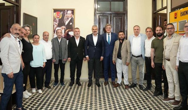 Başkan Öntürk İskenderun’da gazetecilerle buluştu