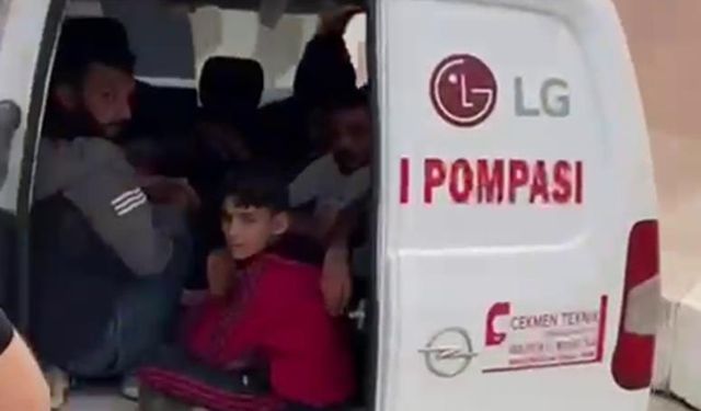 Teknik servis aracıyla göçmen kaçırırken yakalandılar