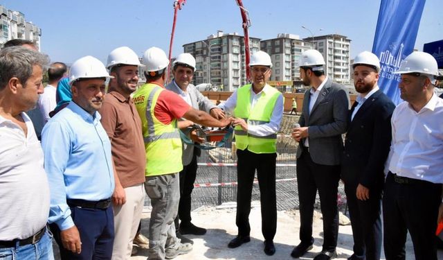 Antakya Belediyesi, Gençlik Merkezi ve Pazar Alanı Kompleksi inşası için temel attı