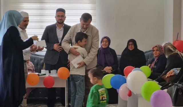 Belen’de yetimler unutulmadı