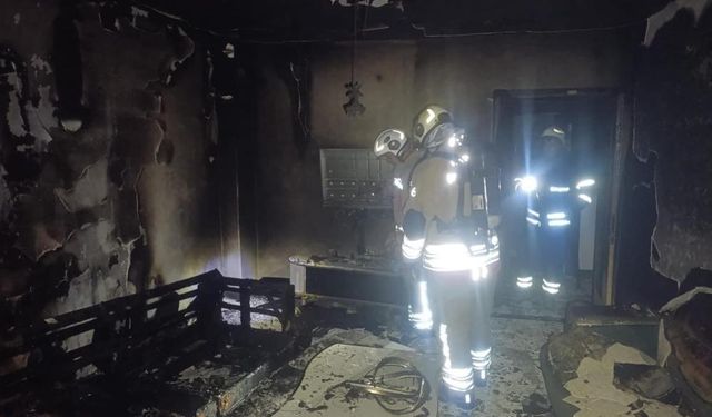 Antakya’da yanan ev kullanılmaz hale geldi