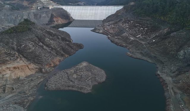 Hatay'da kentin içme suyunu karşılayan barajın su seviyesi yüzde 6'ya düştü