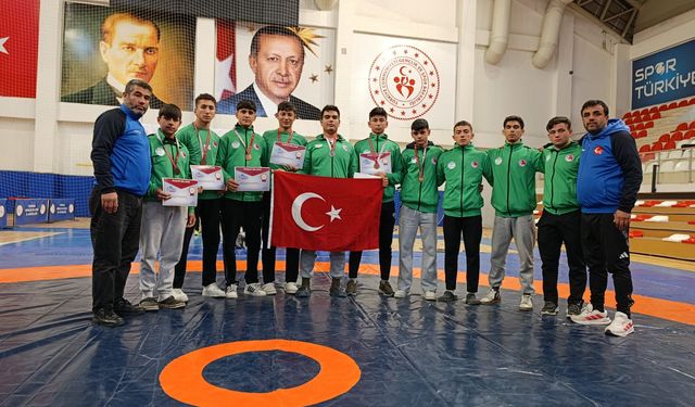 Antakya TOBB İHL güreşte zirvede