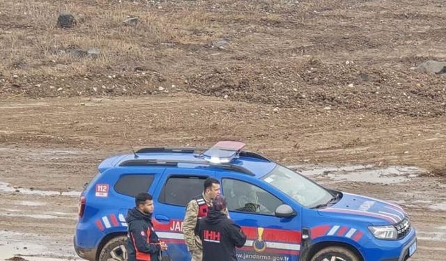 Dayısı tarafından dövülerek ölüme terk edilen çocuk kayaların altında yaralı halde bulundu