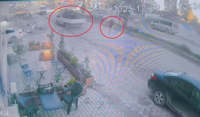 Koşarak karşıya geçen çocuk saniyelerle ölümden döndü