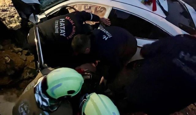 Defne’de trafik kazası: 2 yaralı