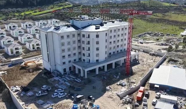 Antakya öğretmenevi ve akşam sanat okulu inşaatında sona gelindi