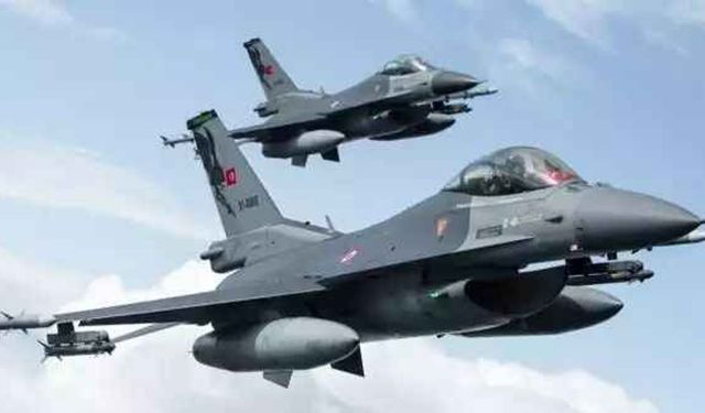 Türkiye, KKTC'ye askeri takviye gönderdi: 6 F-16 konuşlandırıldı