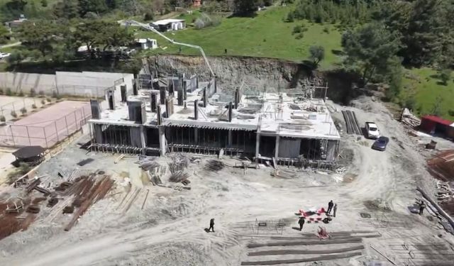 Vali Masatlı Belen’de okul inşaatını inceledi