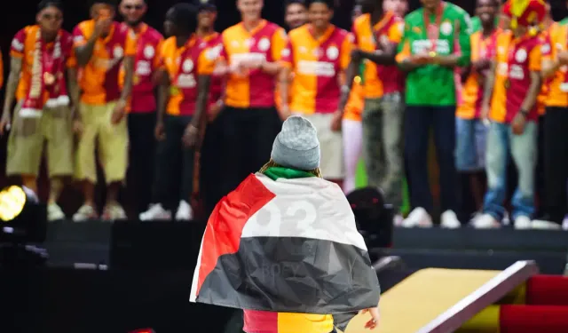 Galatasaray şampiyonluğunda Filistin bayrağıyla🗣️dikkat çekti