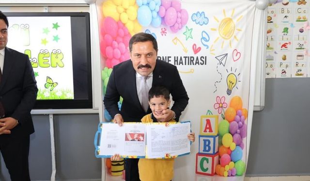 📚Hatay’da 368 bin 320 öğrenci 📚karne heyecanı yaşadı