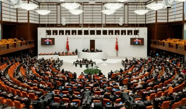Özgür Özel ile 11 vekilin dokunulmazlık dosyası TBMM'de
