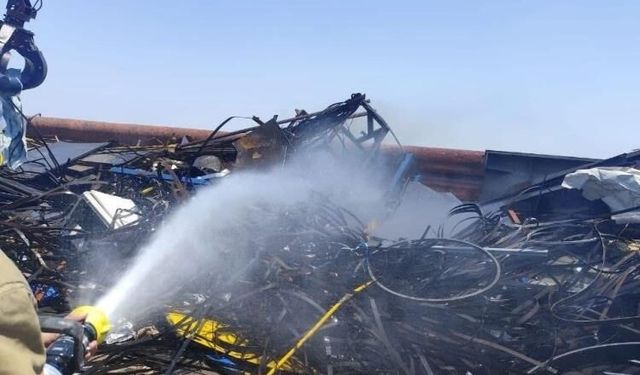 Belen'de hurdalık alanda çıkan yangın söndürüldü