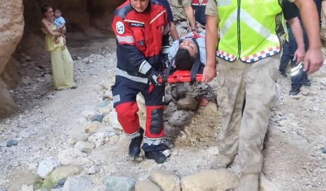 Taşa takılıp tarihi tünele düşen adam, 2 gün kimseye haber veremedi
