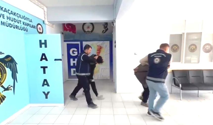 19 düzensiz göçmen ile 8 organizatör tutuklandı