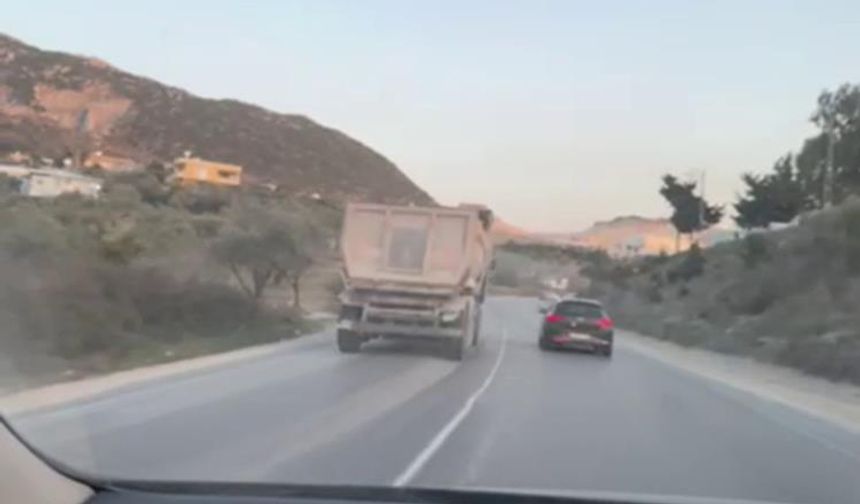 120 kilometre hızla otomobil sollayan hafriyat kamyonuna 4 bin 334 TL cezai