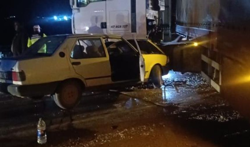 kazada Fiat Tofaş hurdaya döndü: 2 yaralı