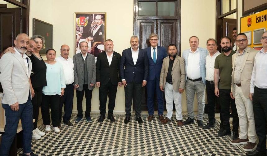 Başkan Öntürk İskenderun’da gazetecilerle buluştu