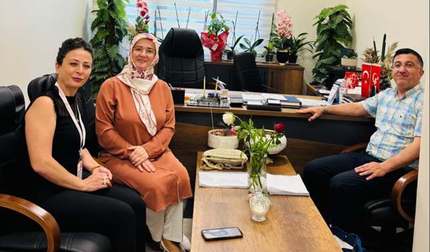 Saadet Partisi’nden Hemşireler Günü Ziyareti