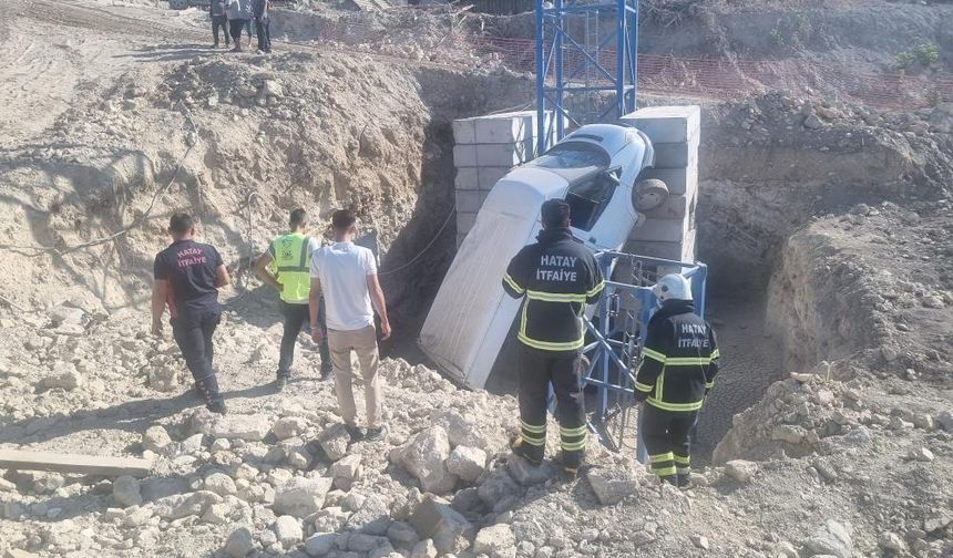 Minibüsün devrildiği kazada 4 kişi yaralandı