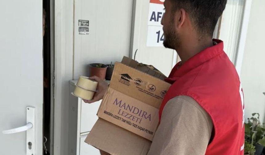 Kızılay'dan konteyner kentteki depremzedelere kahvaltılık desteği